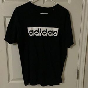 Adidas T-Shirt